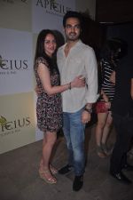 at Apicus lounge launch in Mumbai on 29th March 2012 (102).JPG