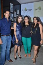 at Apicus lounge launch in Mumbai on 29th March 2012 (128).JPG