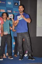 John Abraham at Vicky Donor music launch in Inorbit, Malad on 30th March 2012 (44).JPG