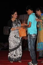 Smita Thackeray at Priyanj School event in Mumbai on 3rdApril 2012 (6).JPG