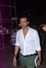 Arjun Rampal at Khalid Mohammed book launch in Tryst on 5th April 2012 (103).JPG