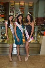 Femina Miss India for Easter lunch at Saptami Restaurant of Holiday India, International Airport on 7th April 2012 (7).JPG