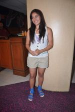 at the Celebration of the Completion Party of 100 Episodes of PARVARISH�..kuch khatti kuch meethi in bowling alley on 7th April 2012 (25).JPG