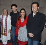 Amjad Ali, Aman Ali, Praveen Khan and Ayan Ali at the launch of singer Azaan Khan_s debut album Philo- sufi in New Delhi on 30th March 2012.JPG