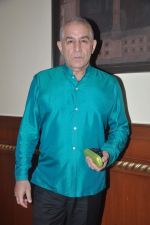 Dalip Tahil at Satya Paul and Anjana Kuthiala event in Mumbai on 8th April 2012 (24).JPG