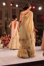 at L_oreal Bridal Look in Trident, Mumbai on 9th April 2012 (2).JPG