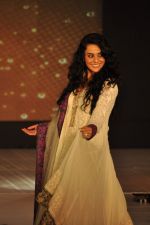 at Manish Malhotra - Lilavati_s Save & Empower Girl Child show in Mumbai on 11th April 2012 400 (187).JPG