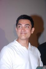 Aamir Khan at Satyamev Jayate press meet in Mumbai on 13th April 2012 (146).JPG