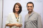 Surveen Chawla at The Dressing Room store launch in Juhu, Mumbai on 12th April 2012 (18).jpg