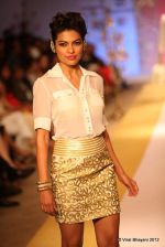 Model walk the ramp for Nivedita Saboo Show at ABIL Pune Fashion Weekon 14th April 2012 (5).jpg