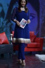 Raveena Tandon at  NDTV_s Raveena chat show inMumbai on 14th April 2012 (83).JPG