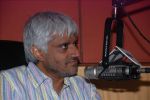 Vikram Bhatt at radio city event in Mumbai on 17th April 2012 (30).JPG