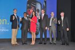 Katrina kaif unveils the new Blackberry curve 9220 in delhi on 18th April 2012 (24).JPG
