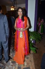 Shobha De at Shaina NC party for the new CM of GOA on 17th April 2012 (110).JPG