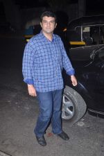 at Vicky Donor special screening hosted by John in PVR, Juhu, Mumbai on 19th April 2012 (133).JPG