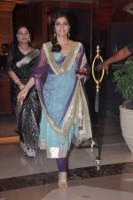 KAJOL at Bappa Lahiri wedding reception in J W Marriott, Juhu, Mumbai on 20th April 2012.JPG