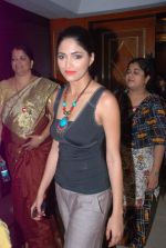 Parvathy Omnakuttan at SNDT Chrysalis fashion show in Mumbai on 20th April 2012 (4).JPG