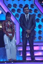 Jay BHanushali at Dance India Dance grand finale in Mumbai on 21st April 2012 (72).JPG