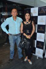 Aarti and Kailash Surendranath at Gehna Jewellers celebrates 26years of excellence in Mumbai on 26th April 2012.JPG
