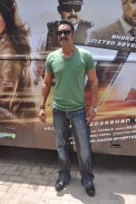Ajay Devgn at Tezz film promotions in Mumbai on 26th April 2012 (45).JPG
