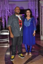 Farah Khan at Sunidhi Chauhan_s wedding reception at taj lands end in Bandra, Mumbai on 26th April 2012 (8).JPG