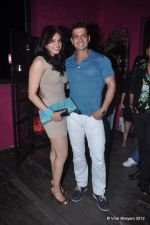 isha timmy at Mozez Singh collection launch in Good Earth on 28th April 2012.JPG