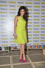 Chitrangada Singh unveils Vogue cover issue in Mumbai on 30th April 2012 (29).JPG