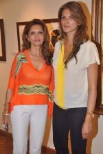 Nandita Mahtani at art event hosted by Nandita Mahtani and Penny Patel in India Fine Art on 2nd May 2012 (4).JPG
