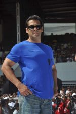 Salman Khan at Junnon match organised by Roataract Club of HR College on 1st May 2012 (115).JPG