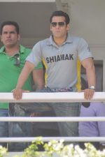 Salman Khan at Junnon match organised by Roataract Club of HR College on 1st May 2012 (125).JPG