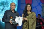 Kajol at 143rd Dadasaheb Phalke Academy Awards 2012 on 3rd May 2012 (66).JPG