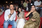 Kajol, Rohit Shetty at 143rd Dadasaheb Phalke Academy Awards 2012 on 3rd May 2012 (69).JPG