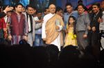 at 143rd Dadasaheb Phalke Academy Awards 2012 on 3rd May 2012 (118).JPG
