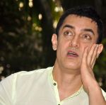 Aamir Khan discusses Satyamev Jayate with media on 6th May 2012 (25).JPG