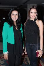 Shazahn Padamsee, Sharon Prabhakar at Soie fashion show in ITC Grand Maratha on 7th May 2012 (26).JPG