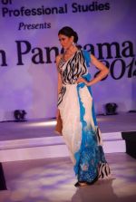 at Goradia fashion show in Mumbai on 4th May 2012JPG (204).JPG