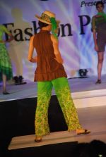 at Goradia fashion show in Mumbai on 4th May 2012JPG (211).JPG