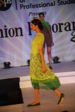 at Goradia fashion show in Mumbai on 4th May 2012JPG (222).JPG