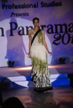 at Goradia fashion show in Mumbai on 4th May 2012JPG (372).JPG