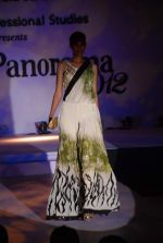 at Goradia fashion show in Mumbai on 4th May 2012JPG (376).JPG