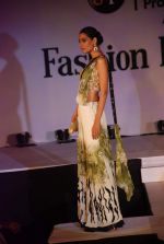 at Goradia fashion show in Mumbai on 4th May 2012JPG (390).JPG