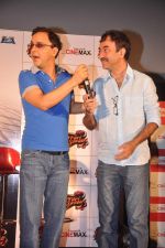 Vidhu Vinod Chopra at Ferrari Ki Sawari first look in Cinemax, Mumbai on 8th May 2012 (12).JPG