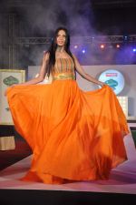 Candice Pinto at Nisha Jamwal fashion show for IPL in Marriott, Pune on 9th May 2012 (30).JPG