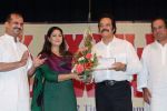 Nagma, Akbar Khan at RK Excellence Awards in Bhaidas Hall, Mumbai on 12th May 2012 (27).JPG