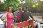Sonakshi Sinha, Akshay Kumar, Prabhu Deva at Rowdy Rathore promotional rickshaw race on 12th May 2012 (48).JPG