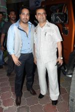 Mika Singh at lyrics writer Shabbir Ahmed wedding reception in Mumbai on 13th May 2012 (58).JPG