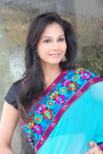 Rupali Suri at Urvee Adhikari_s collection preview in Hotel Sea Princess on 15th May 2012 (12).JPG