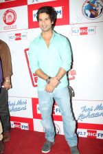 Shahid Kapoor at Big FM in Mumbai on 16th May 2012(67).JPG