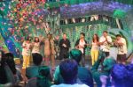 Priyanka Chopra, Cyrus Broacha, Shahid Kapoor at NDTV Greenathon in Yash Raj Studios on 20th May 2012 (203).JPG