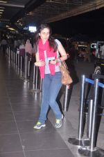 Kareena Kapoor snapped at airport, Mumbai on  25th May 2012 (14).JPG